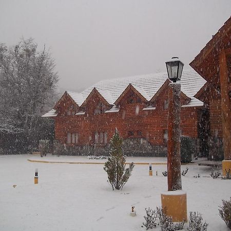Hosteria Maiten Escondido Вілья-Ла-Ангостура Екстер'єр фото