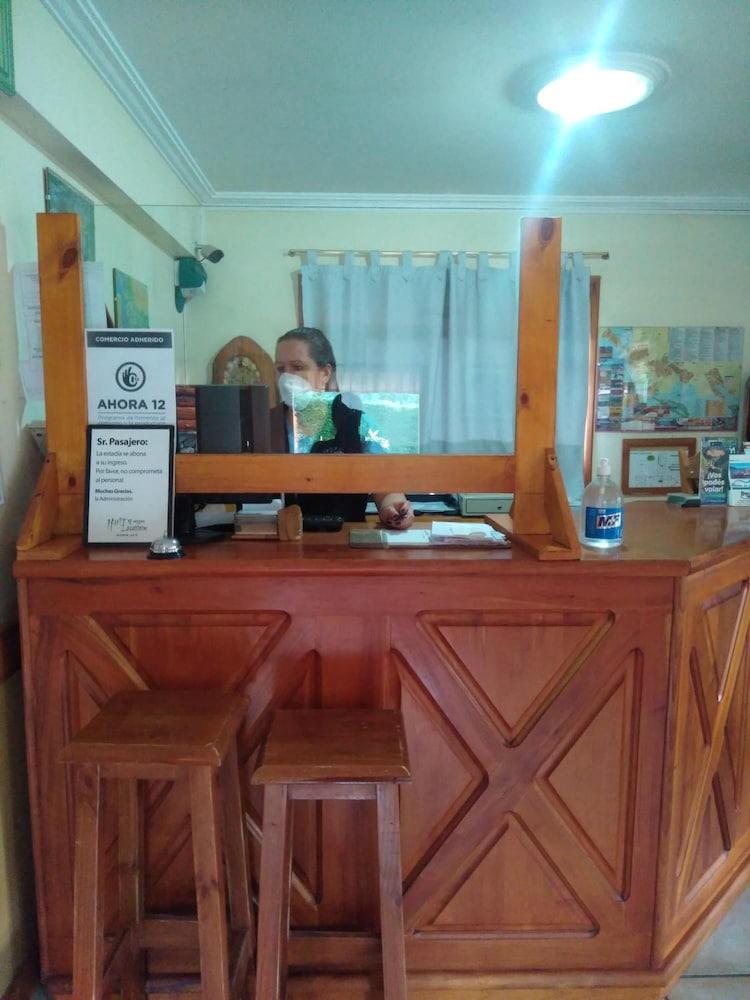 Hosteria Maiten Escondido Вілья-Ла-Ангостура Екстер'єр фото